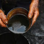 كيف سيؤدي تصاعد الصراع على “الذهب الأسود” إلى تهديد مستقبل السلم العالمي؟